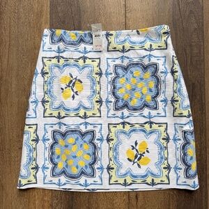 LOFT Lemon MIni Skirt Size 4 NWT!